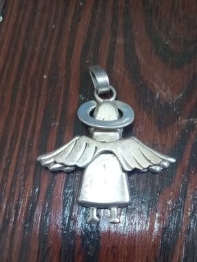 Sterling Silver Vtg. ANGEL Pendant - Modern Engraved Design